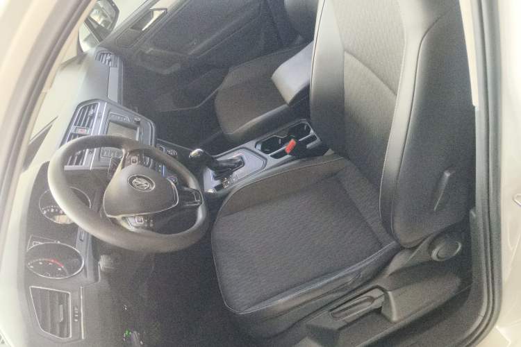 Used Volkswagen Tiguan L 2017 330TSI Automatic Two-Wheel Drive Luxury Edition Left Front Seat