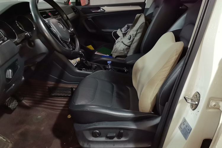 Used Volkswagen Tiguan L 2017 330TSI Automatic Two-Wheel Drive Luxury Edition Left Front Seat