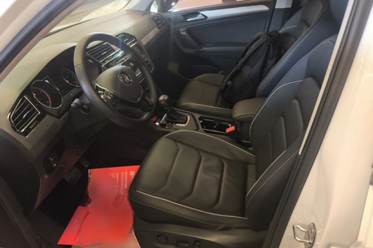 Used Volkswagen Tiguan L 2017 330TSI Automatic Two-Wheel Drive Flagship Edition Left Front Seat