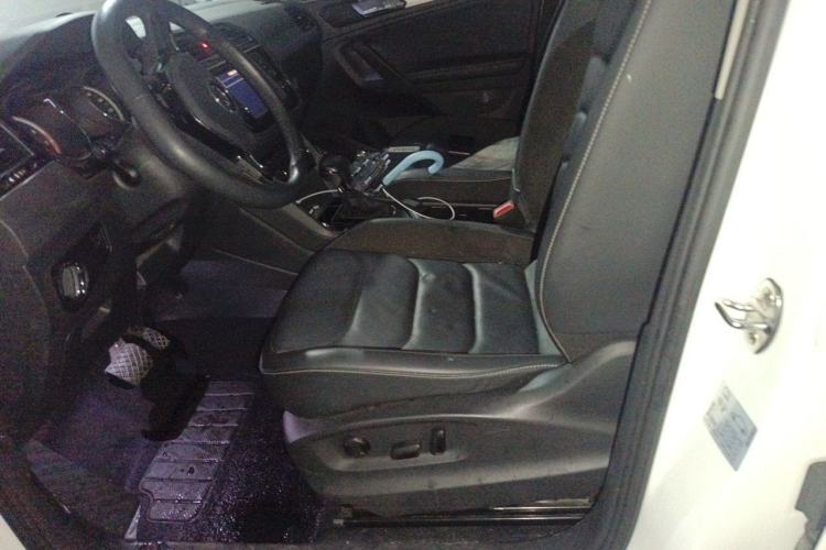 Used Volkswagen Tiguan L 2017 330TSI Automatic Two-Wheel Drive Luxury Edition Left Front Seat