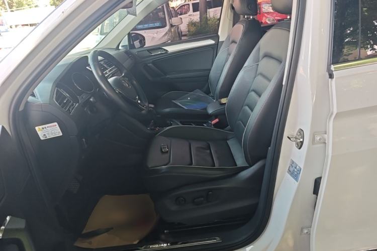 Used Volkswagen Tiguan L 2017 330TSI Automatic Two-Wheel Drive Flagship Edition Left Front Seat