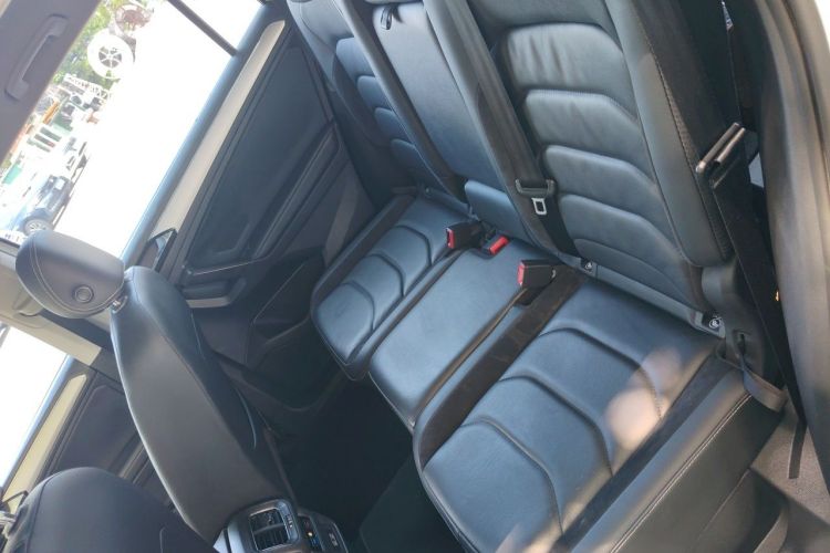 Used Volkswagen Tiguan L 2017 330TSI Automatic Two-Wheel Drive Comfort Edition Left Rear Seat