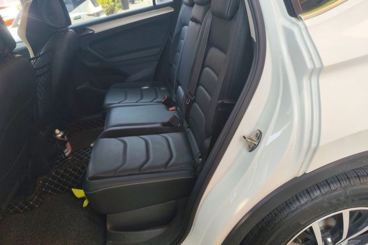 Used Volkswagen Tiguan L 2017 330TSI Automatic Two-Wheel Drive Comfort Edition Left Rear Seat