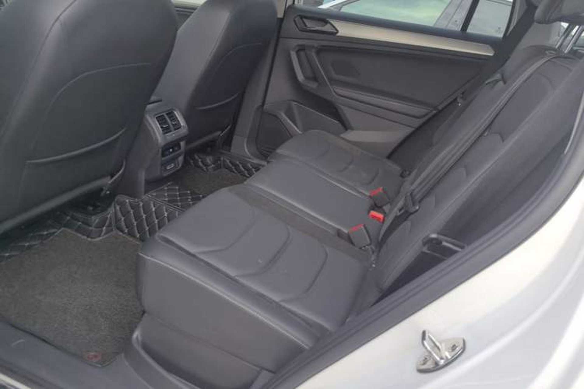 Used Volkswagen Tiguan L 2017 380TSI Automatic All-Wheel-Drive Luxury Edition Left Rear Seat