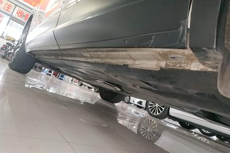 Used Volkswagen Tiguan L 2017 330TSI Automatic Two-Wheel Drive Luxury Edition Left Side Sill