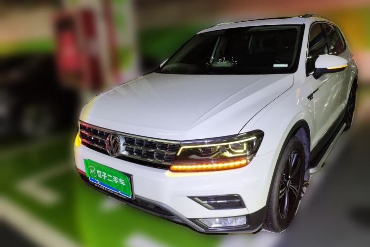 Used Volkswagen Tiguan L 2017 380TSI Automatic All-Wheel-Drive Luxury Edition Guazi used car, China used car export, Used car for sale, Used cars, Cheapest cars for sale