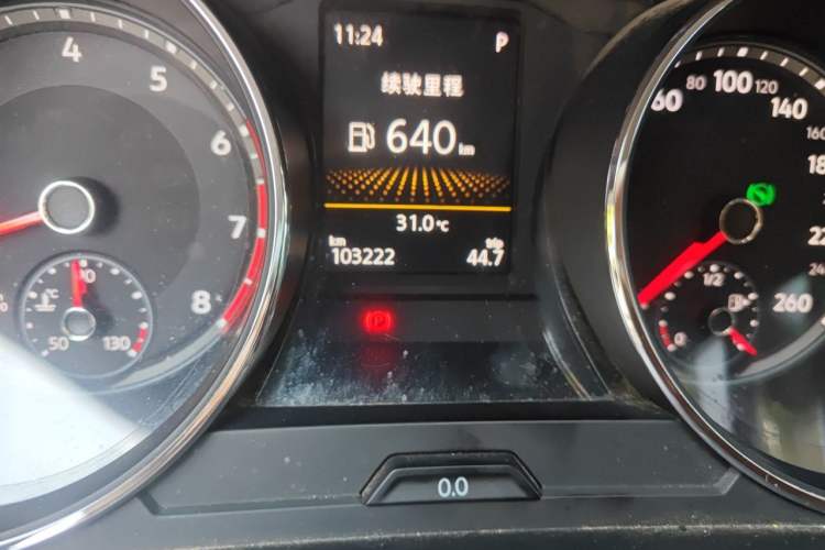 Used Volkswagen Tiguan L 2017 330TSI Automatic Two-Wheel Drive Comfort Edition Odometer Close Up