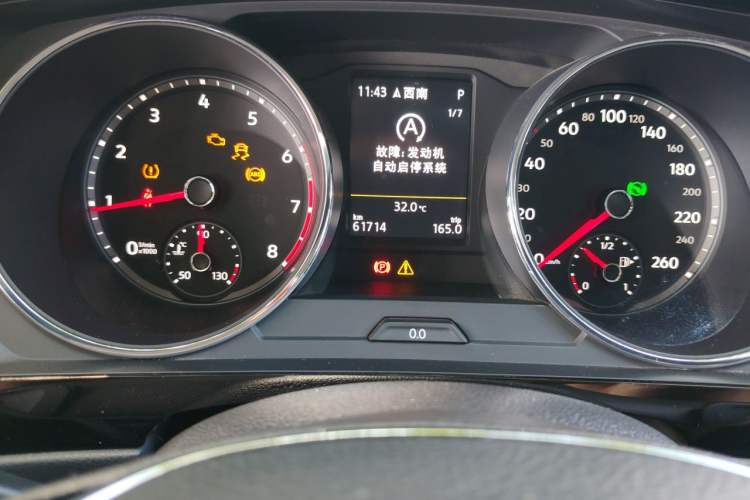 Used Volkswagen Tiguan L 2017 330TSI Automatic Two-Wheel Drive Comfort Edition Odometer Close Up