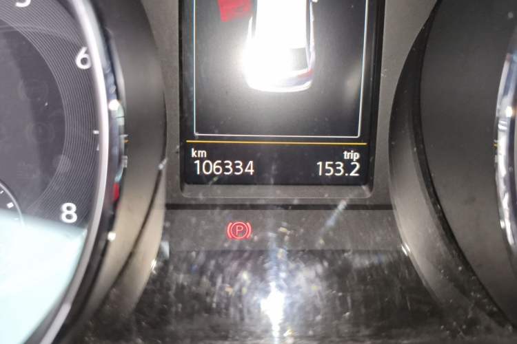 Used Volkswagen Tiguan L 2017 330TSI Automatic Two-Wheel Drive Luxury Edition Odometer Close Up