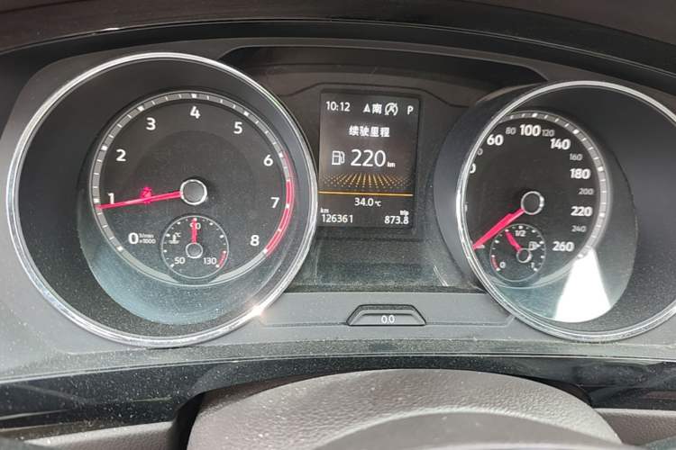 Used Volkswagen Tiguan L 2017 330TSI Automatic Two-Wheel Drive Luxury Edition Odometer Close Up