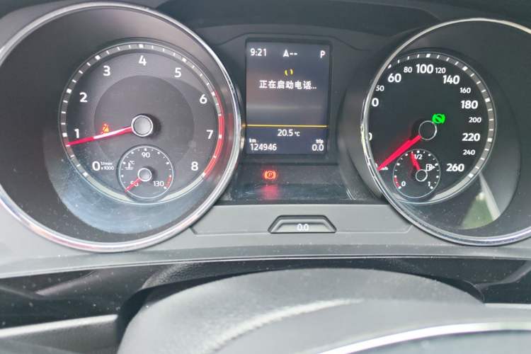 Used Volkswagen Tiguan L 2017 330TSI Automatic Two-Wheel Drive Luxury Edition Odometer Close Up