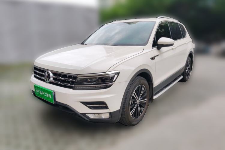 Used Volkswagen Tiguan L 2017 380TSI Automatic All-Wheel-Drive Luxury Edition Guazi used car, China used car export, Used car for sale, Used  cars, Cheapest cars for sale
