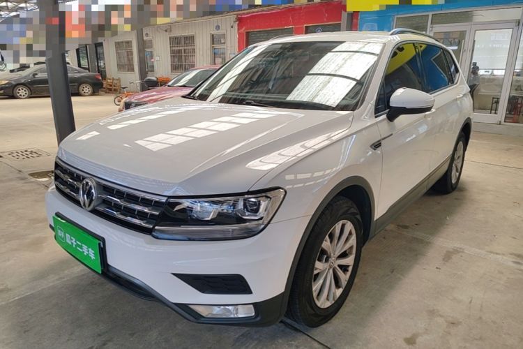 Used Volkswagen Tiguan L 2017 330TSI Automatic Two-Wheel Drive Luxury Edition Guazi used car, China used car export, Used car for sale, Used Volkswagen cars, Cheapest cars for sale