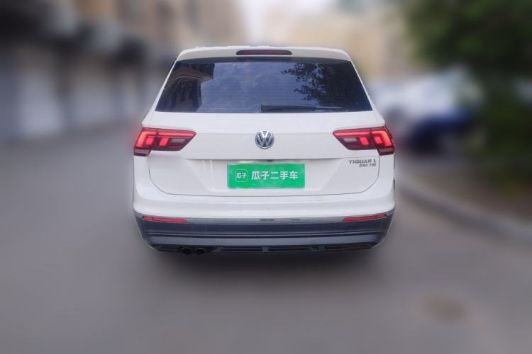 Used Volkswagen Tiguan L 2017 330TSI Automatic Two-Wheel Drive Luxury Edition Rear