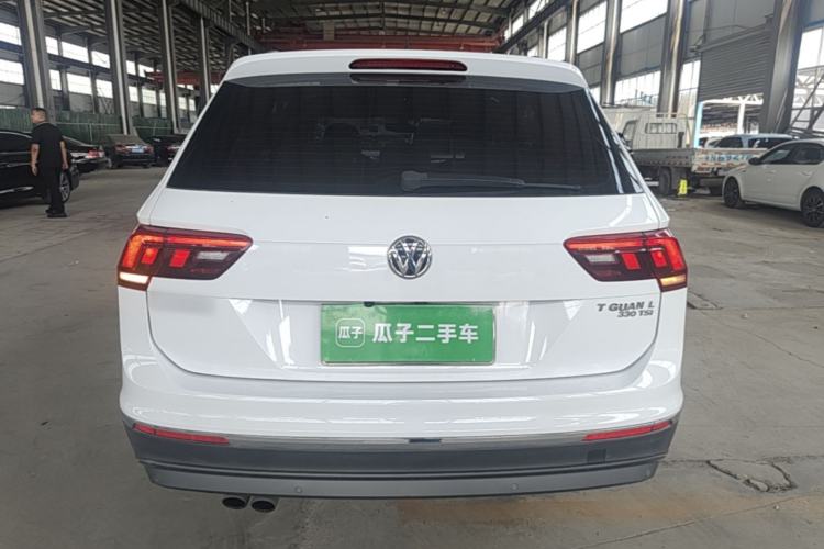 Used Volkswagen Tiguan L 2017 330TSI Automatic Two-Wheel Drive Luxury Edition Rear