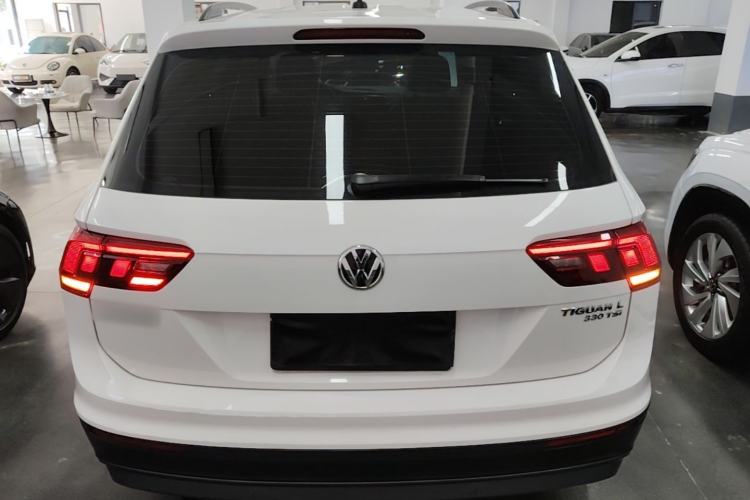 Used Volkswagen Tiguan L 2017 330TSI Automatic Two-Wheel Drive Luxury Edition Rear