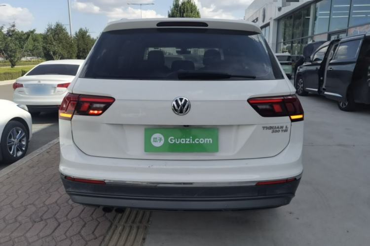 Used Volkswagen Tiguan L 2017 330TSI Automatic Two-Wheel Drive Luxury Edition Rear