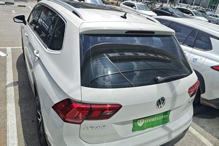 Used Volkswagen Tiguan L 2017 330TSI Automatic Two-Wheel Drive Luxury Edition Rear