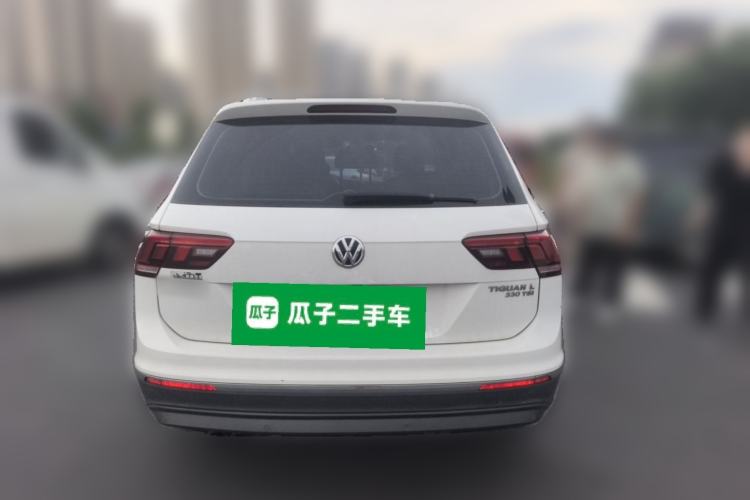 Used Volkswagen Tiguan L 2017 330TSI Automatic Two-Wheel Drive Luxury Edition Rear