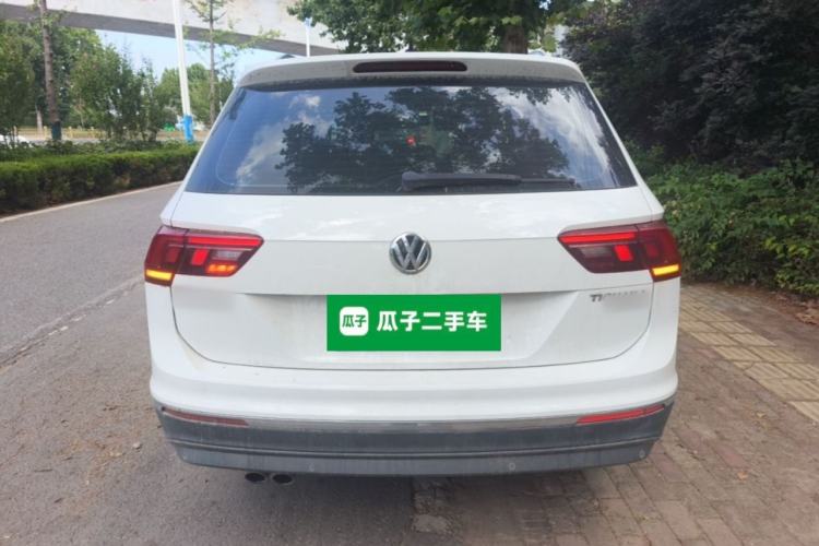 Used Volkswagen Tiguan L 2017 330TSI Automatic Two-Wheel Drive Luxury Edition Rear