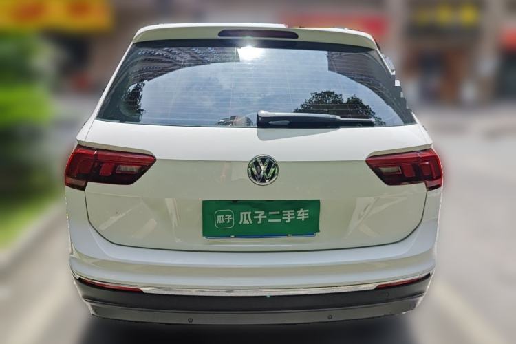 Used Volkswagen Tiguan L 2017 330TSI Automatic Two-Wheel Drive Luxury Edition Rear