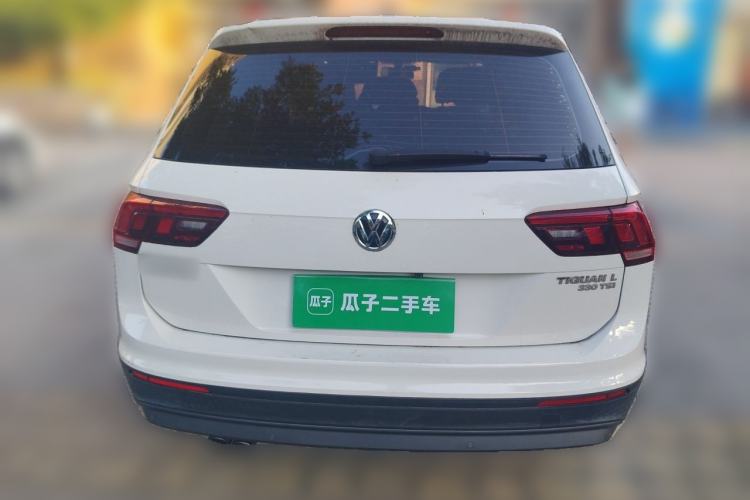Used Volkswagen Tiguan L 2017 330TSI Automatic Two-Wheel Drive Luxury Edition Rear