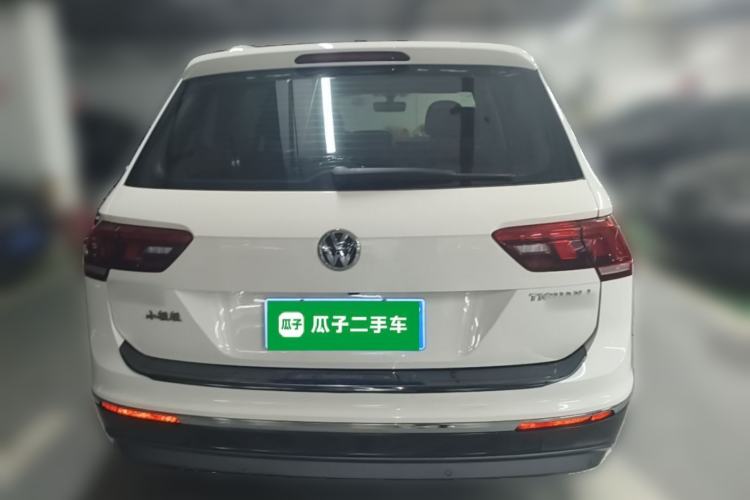 Used Volkswagen Tiguan L 2017 330TSI Automatic Two-Wheel Drive Luxury Edition Rear