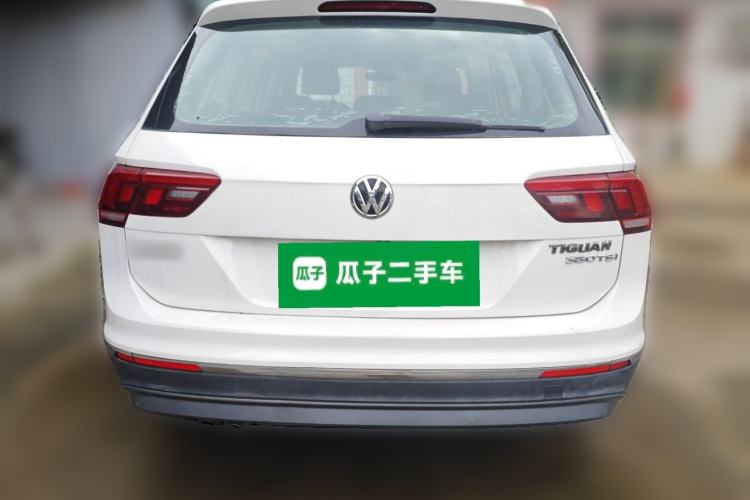 Used Volkswagen Tiguan L 2017 330TSI Automatic Two-Wheel Drive Luxury Edition Rear