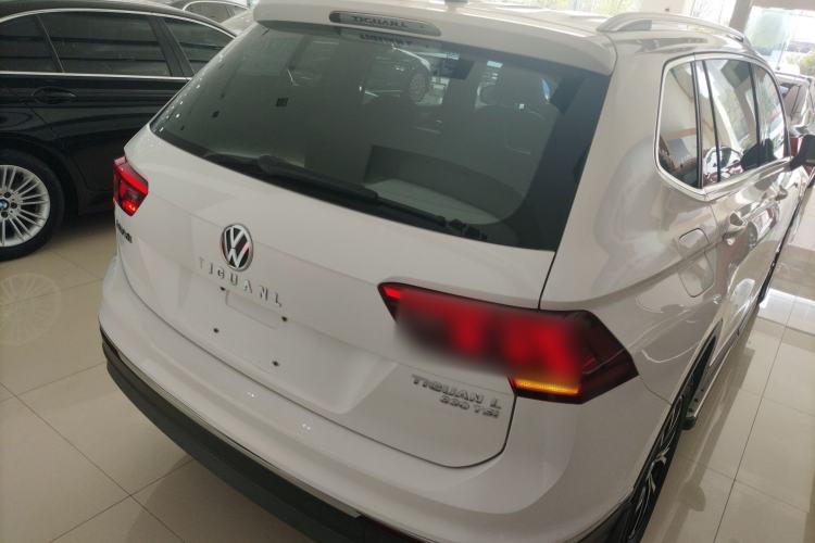 Used Volkswagen Tiguan L 2017 330TSI Automatic Two-Wheel Drive Luxury Edition