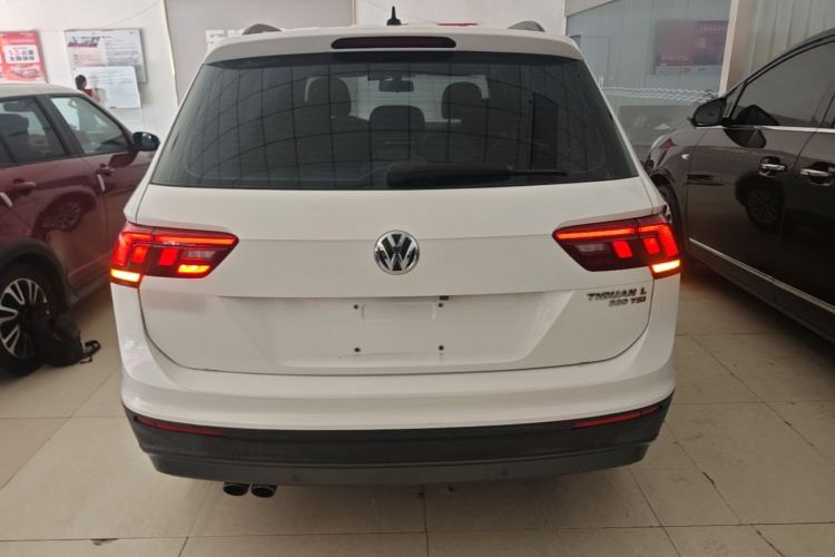 Used Volkswagen Tiguan L 2017 330TSI Automatic Two-Wheel Drive Luxury Edition Rear