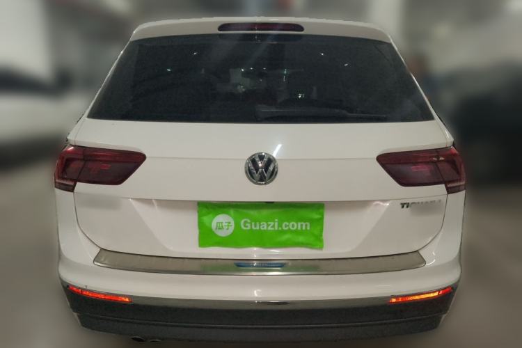 Used Volkswagen Tiguan L 2017 330TSI Automatic Two-Wheel Drive Flagship Edition Rear