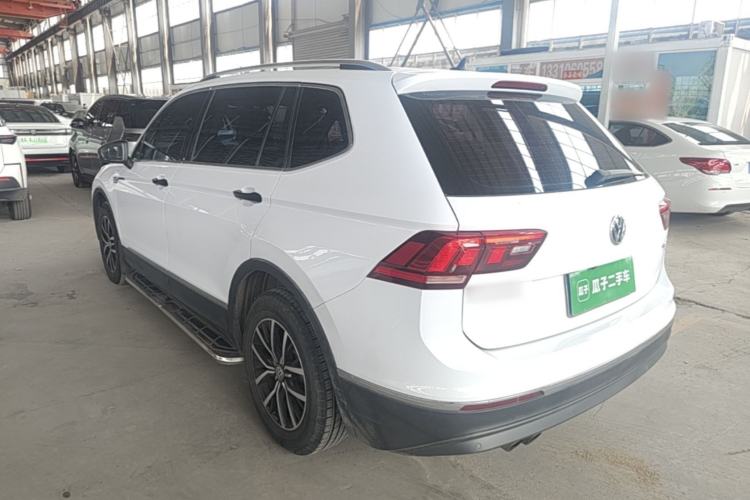 Used Volkswagen Tiguan L 2017 330TSI Automatic Two-Wheel Drive Luxury Edition Rear Left 45 Deg