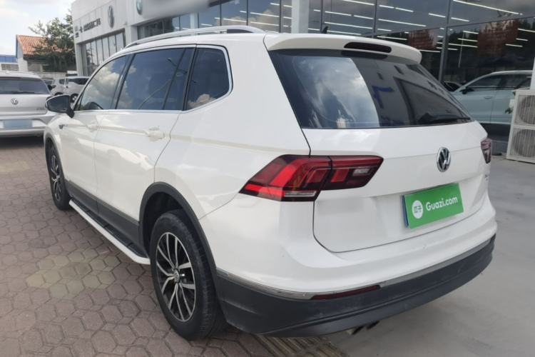 Used Volkswagen Tiguan L 2017 330TSI Automatic Two-Wheel Drive Luxury Edition Rear Left 45 Deg