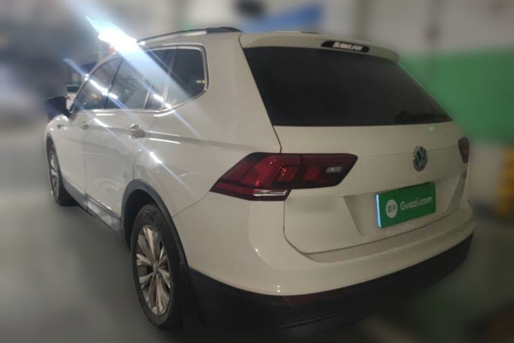 Used Volkswagen Tiguan L 2017 330TSI Automatic Two-Wheel Drive Luxury Edition Rear Left 45 Deg