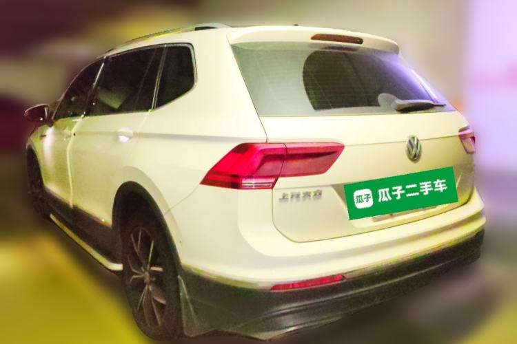 Used Volkswagen Tiguan L 2017 380TSI Automatic All-Wheel Drive Supreme Flagship Edition Rear Left 45 Deg