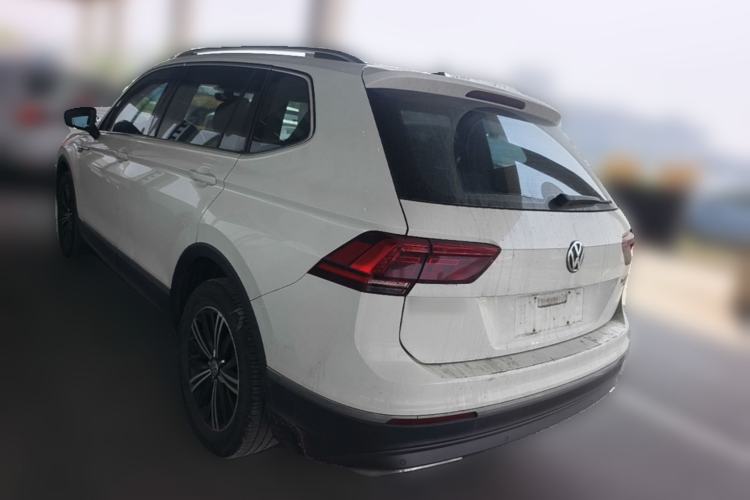 Used Volkswagen Tiguan L 2017 380TSI Automatic All-Wheel-Drive Luxury Edition Rear Left 45 Deg