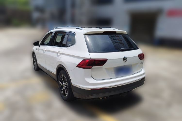 Used Volkswagen Tiguan L 2017 330TSI Automatic Two-Wheel Drive Flagship Edition Rear Left 45 Deg