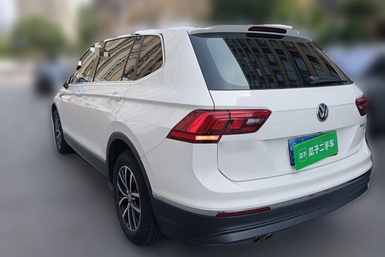 Used Volkswagen Tiguan L 2017 330TSI Automatic Two-Wheel Drive Luxury Edition Rear Left 45 Deg