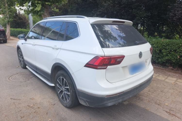 Used Volkswagen Tiguan L 2017 330TSI Automatic Two-Wheel Drive Luxury Edition Rear Left 45 Deg