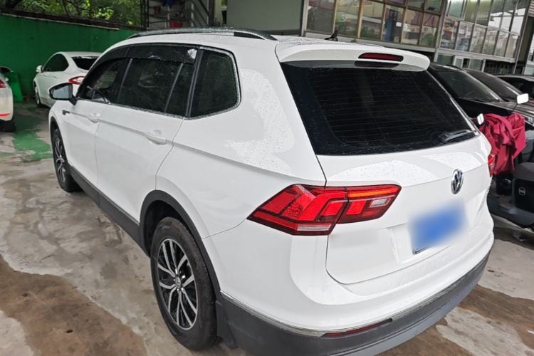 Used Volkswagen Tiguan L 2017 330TSI Automatic Two-Wheel Drive Comfort Edition Rear Left 45 Deg