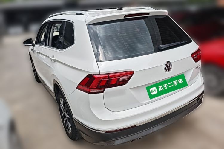 Used Volkswagen Tiguan L 2017 330TSI Automatic Two-Wheel Drive Comfort Edition Rear Left 45 Deg