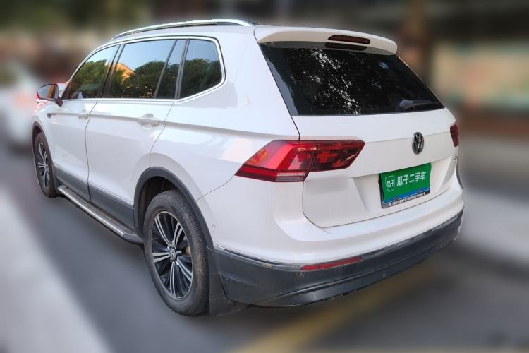 Used Volkswagen Tiguan L 2017 330TSI Automatic Two-Wheel Drive Flagship Edition Rear Left 45 Deg