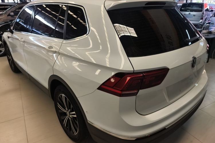 Used Volkswagen Tiguan L 2017 330TSI Automatic Two-Wheel Drive Flagship Edition Rear Left 45 Deg