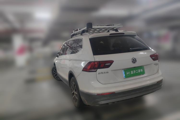 Used Volkswagen Tiguan L 2017 330TSI Automatic Two-Wheel Drive Comfort Edition Rear Left 45 Deg