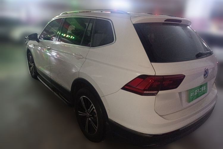 Used Volkswagen Tiguan L 2017 330TSI Automatic Two-Wheel Drive Flagship Edition Rear Left 45 Deg