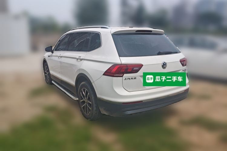 Used Volkswagen Tiguan L 2017 330TSI Automatic Two-Wheel Drive Luxury Edition Rear Left 45 Deg