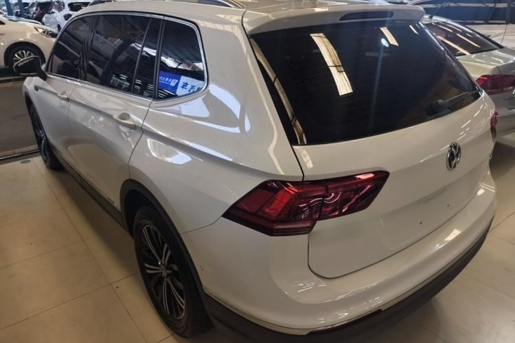 Used Volkswagen Tiguan L 2017 330TSI Automatic Two-Wheel Drive Flagship Edition Rear Left 45 Deg