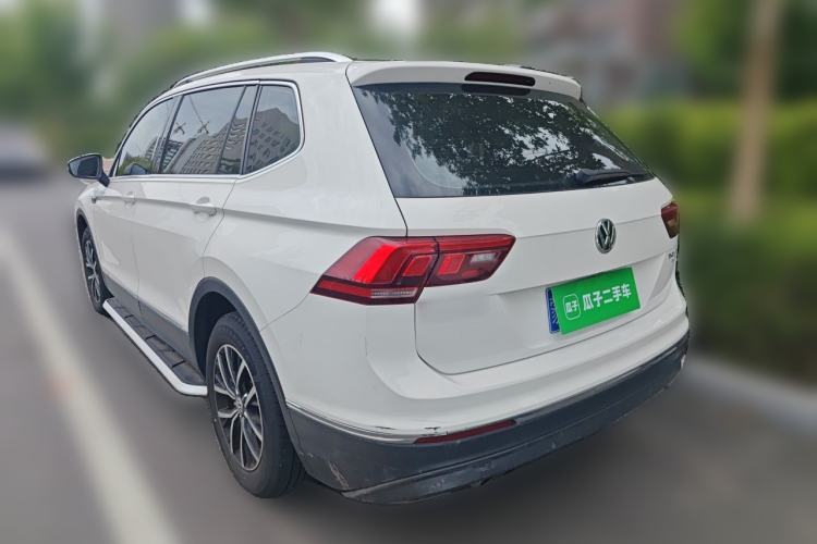 Used Volkswagen Tiguan L 2017 330TSI Automatic Two-Wheel Drive Luxury Edition Rear Left 45 Deg