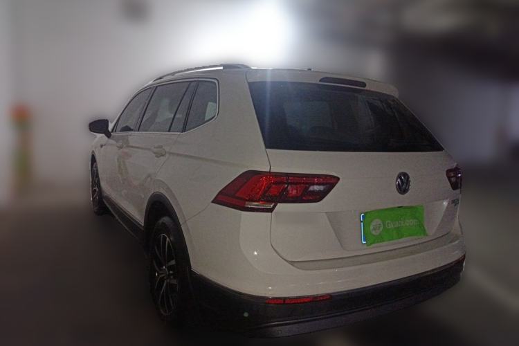 Used Volkswagen Tiguan L 2017 330TSI Automatic Two-Wheel Drive Luxury Edition Rear Left 45 Deg