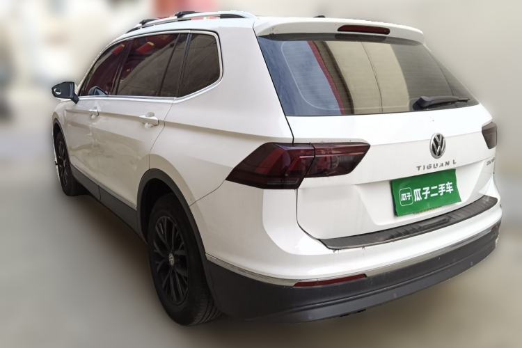 Used Volkswagen Tiguan L 2017 330TSI Automatic Two-Wheel Drive Luxury Edition Rear Left 45 Deg